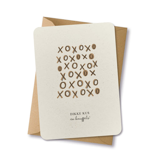 PAPERLOVER - Ansichtkaart duurzaam XOXO 'dikke kus en knuffels'